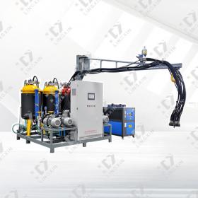 三組份聚氨酯高壓發(fā)泡機