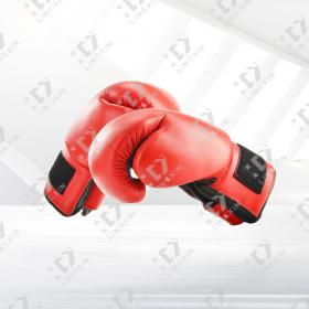 拳擊手套、頭盔、護(hù)膝